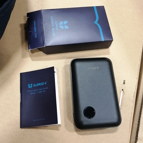 Electric Heated Jacket with Portable Power Bank IUREK Unisex Winter Outdoor - Picture 10 of 10